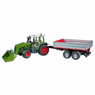 Fendt Vario 211 mit Frontlader und Bordwandanhänger